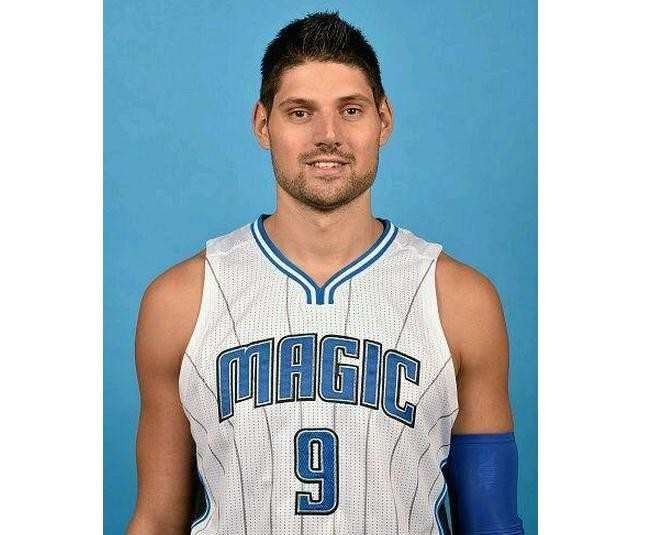 俱乐部争相 俱乐部争相