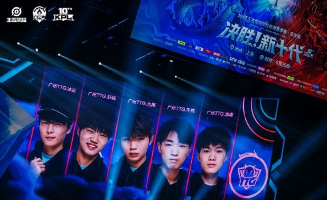 案例对比与 案例对比与