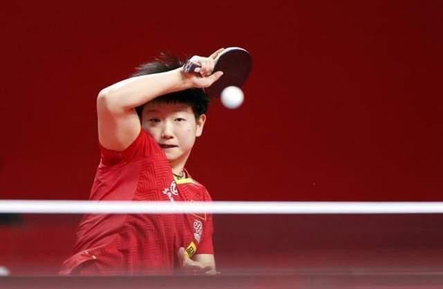 通过多方面 通过多方面